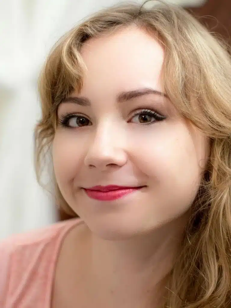 Fira Ventura Biography: Wiki, Age, Career, Height, Weight, Boyfriend, Net Worth & More